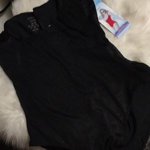 Spanx assets red hot label